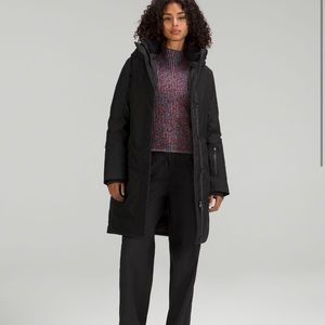 Lululemon - Snow Warrior Parka